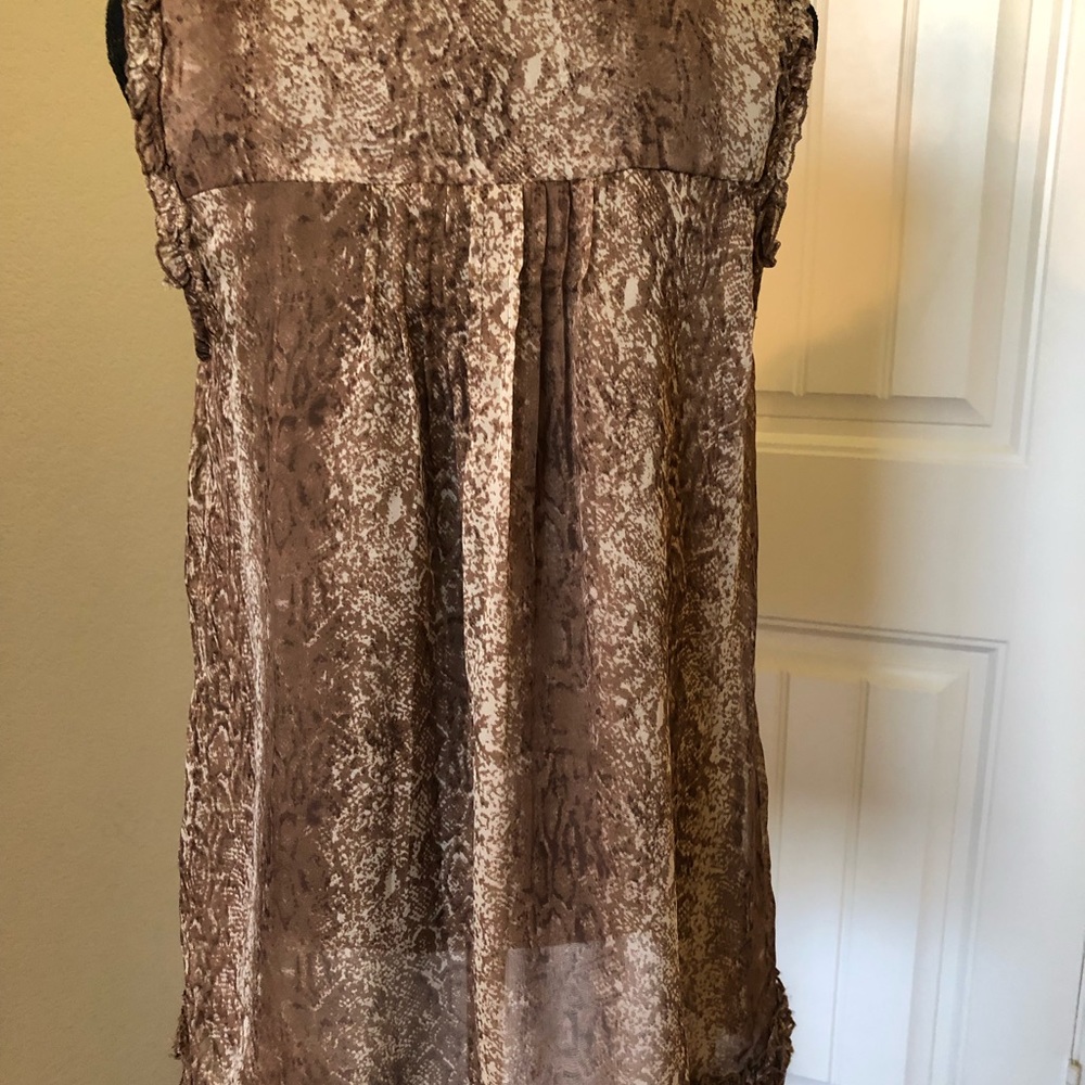 🌺SLEEVELESS BLOUSE - Picture 7 of 8